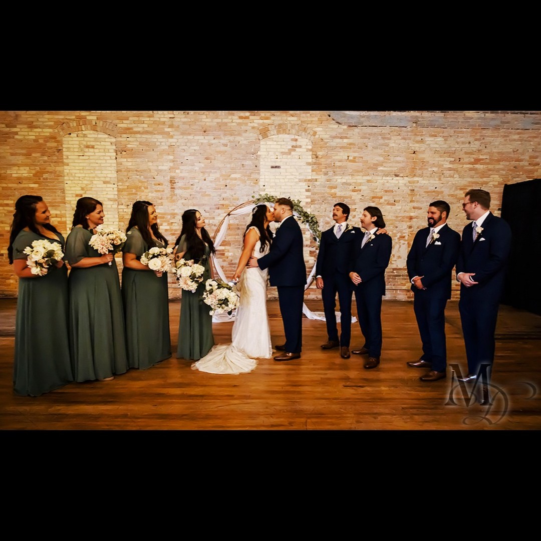 Madame-D Photography Hero